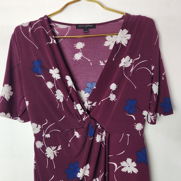 Banana Republic Floral Wrap Dress - Picture 2 of 13